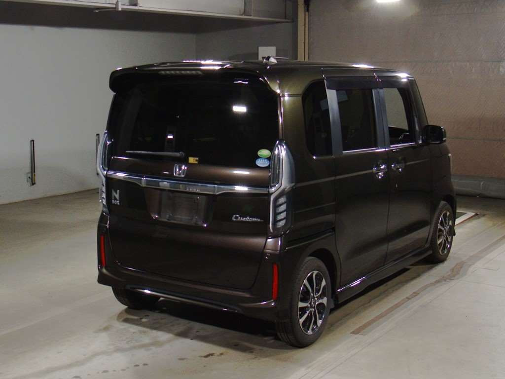 2017 Honda N-BOX CUSTOM JF3[1]