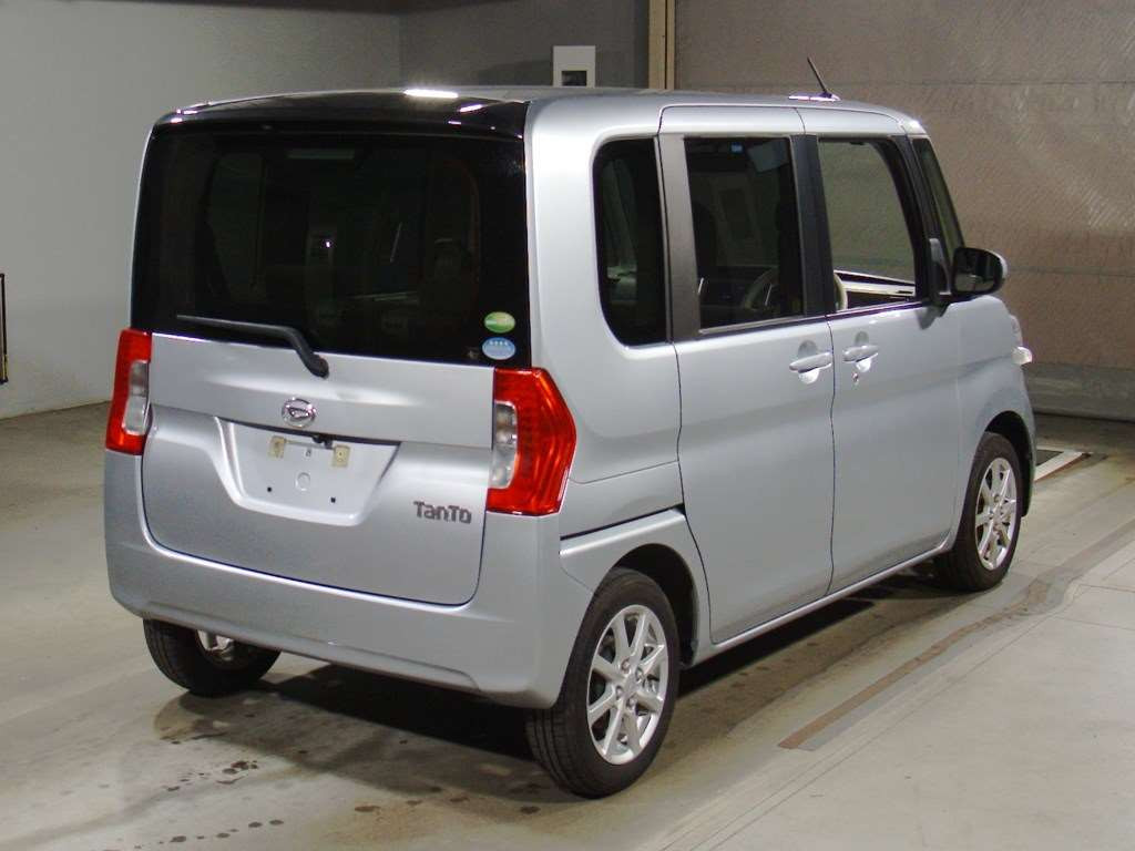 2019 Daihatsu Tanto LA600S[1]