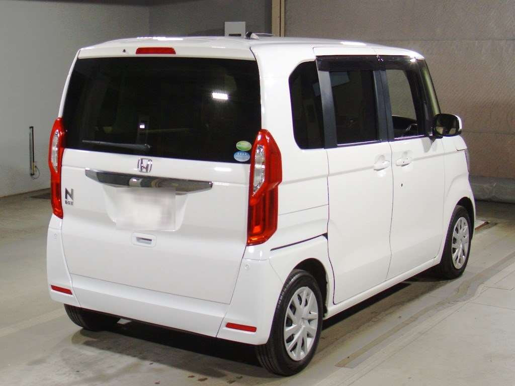 2018 Honda N-BOX JF3[1]