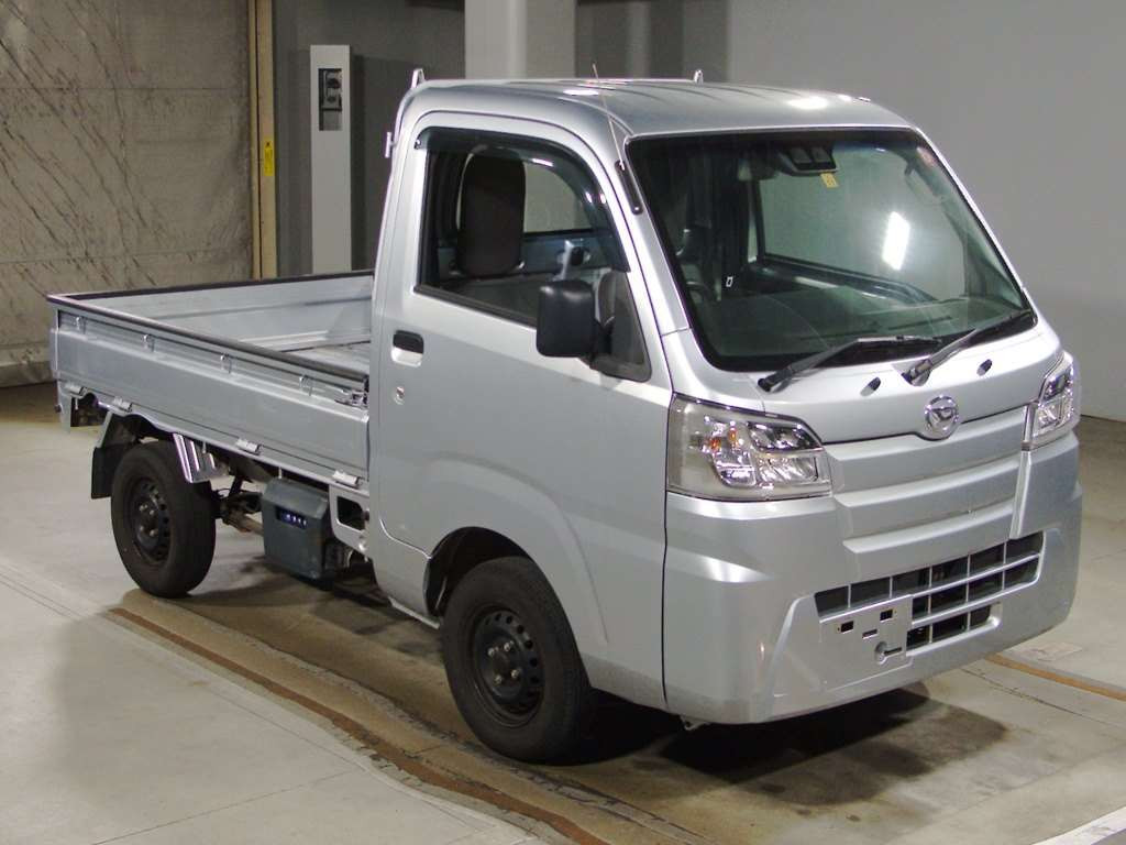 2020 Daihatsu Hijet Truck S500P[2]