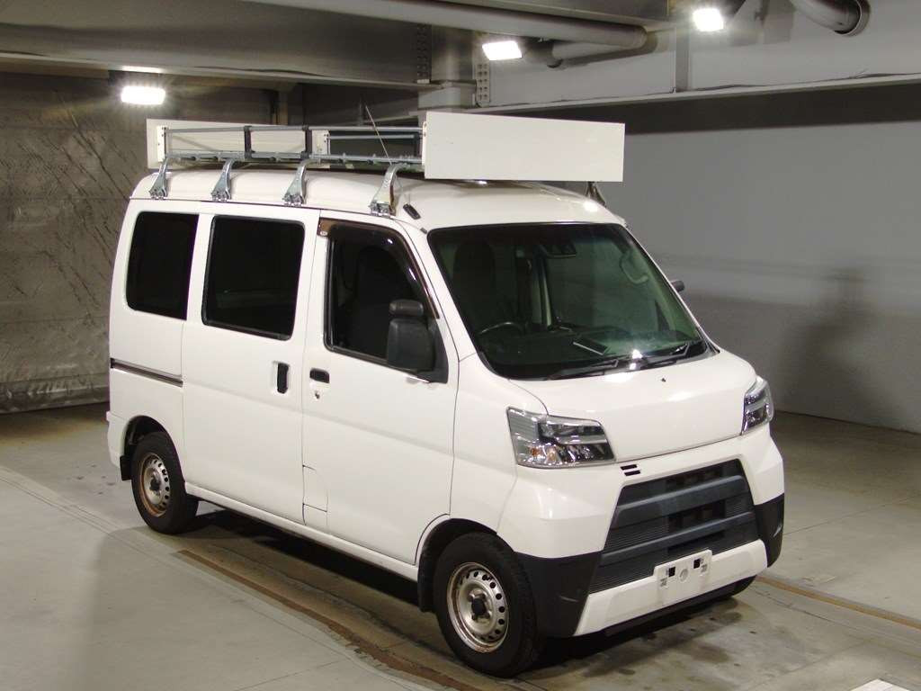 2020 Daihatsu Hijet Cargo S321V[2]