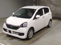 2015 Daihatsu Mira es