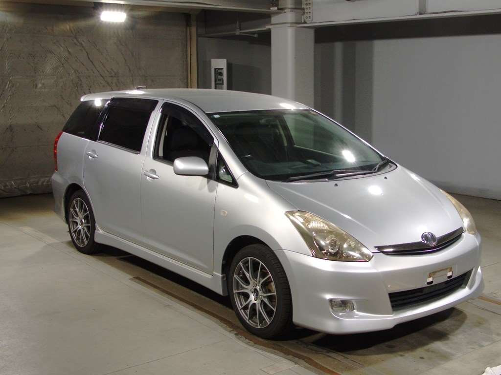 2009 Toyota Wish ZNE10G[2]