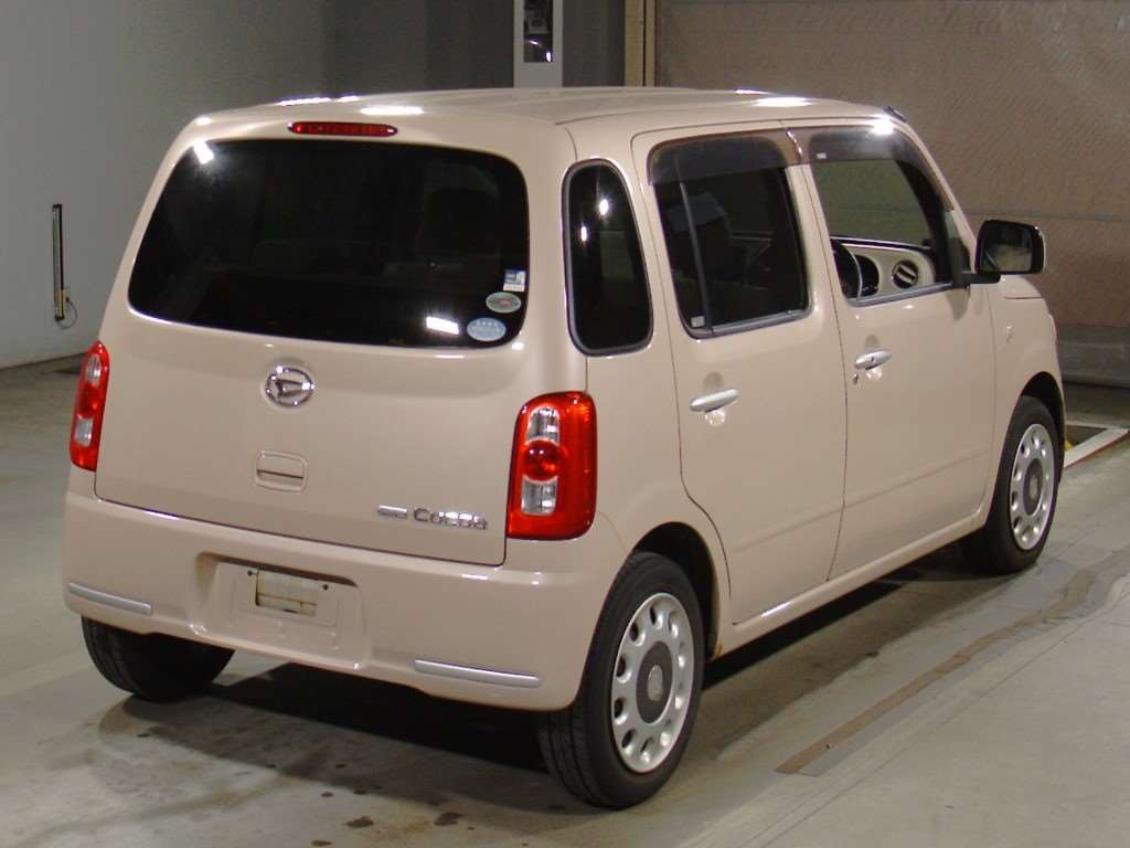 2010 Daihatsu Mira Cocoa L675S[1]