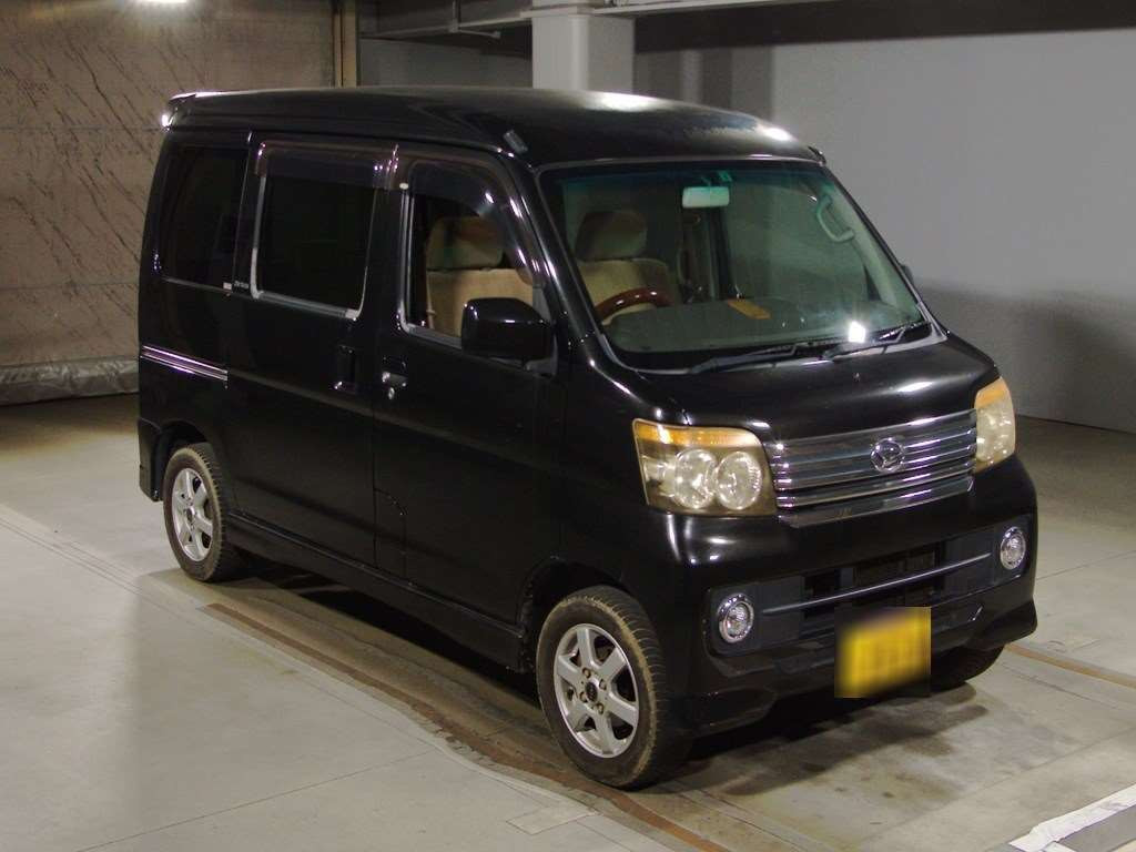 2008 Daihatsu Atrai Wagon S321G[2]