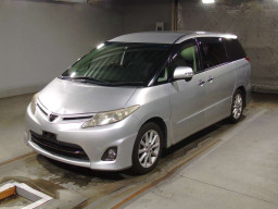 2011 Toyota Estima