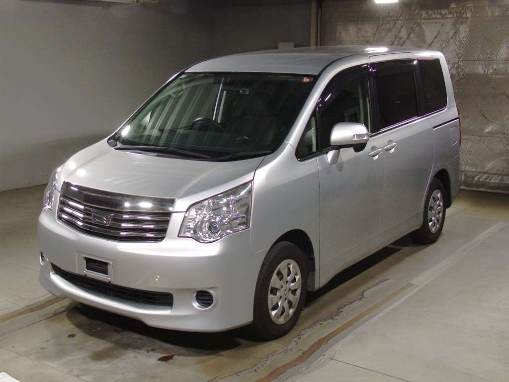 2012 Toyota Noah ZRR70G[0]