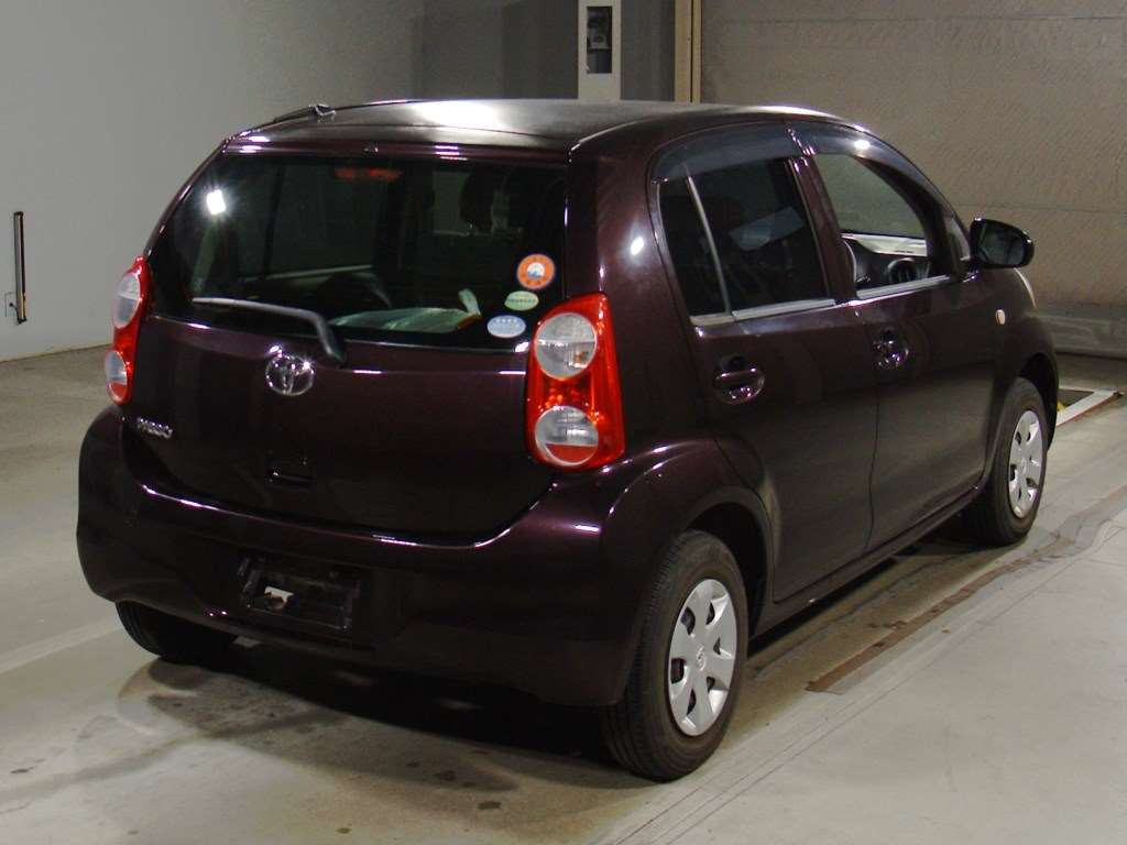 2013 Toyota Passo KGC30[1]