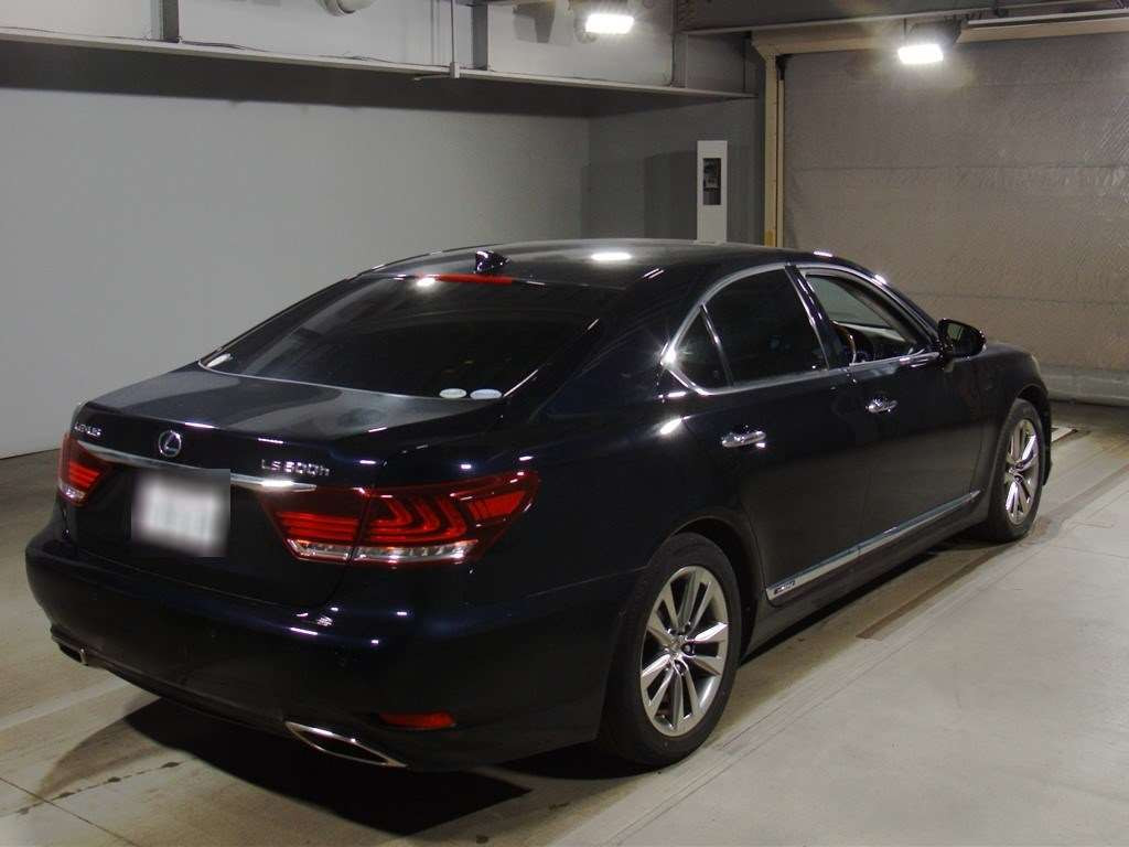 2015 Lexus LS UVF45[1]