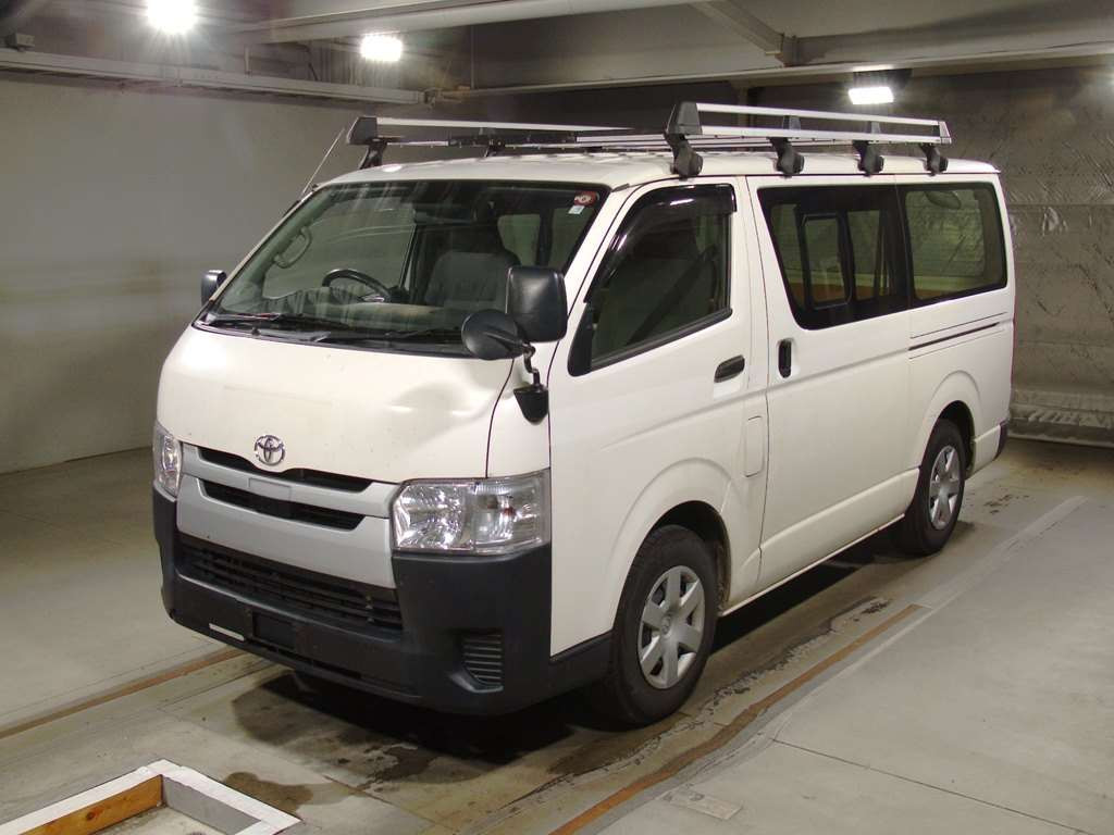 2018 Toyota Regiusace Van GDH201V[0]