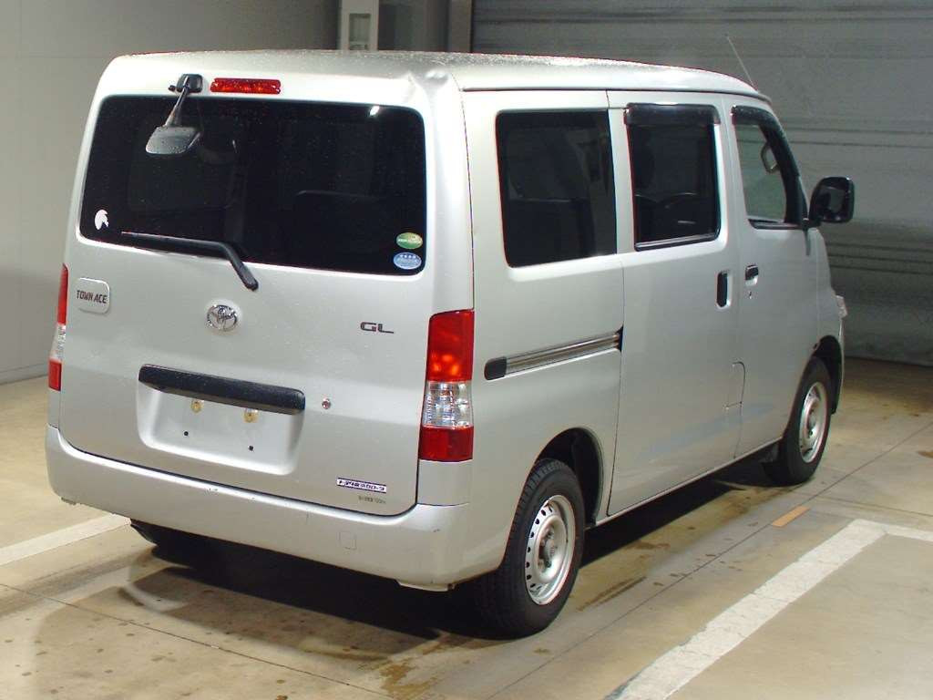 2016 Toyota Townace Van S402M[1]