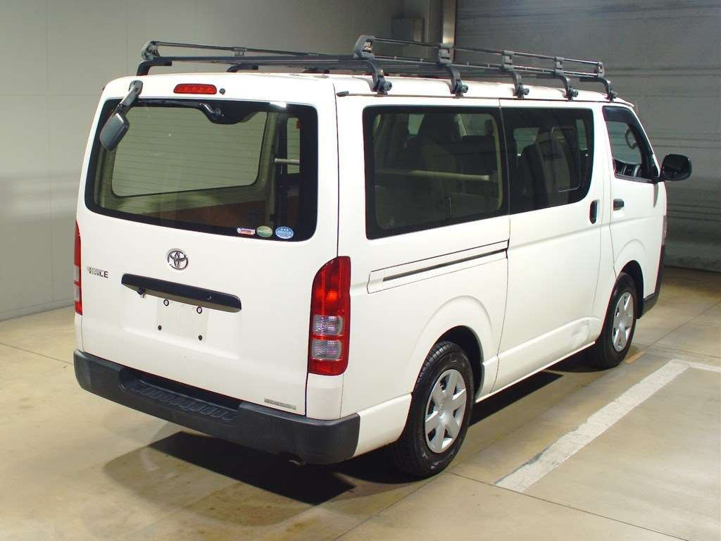 2018 Toyota Hiace Van TRH200V[1]