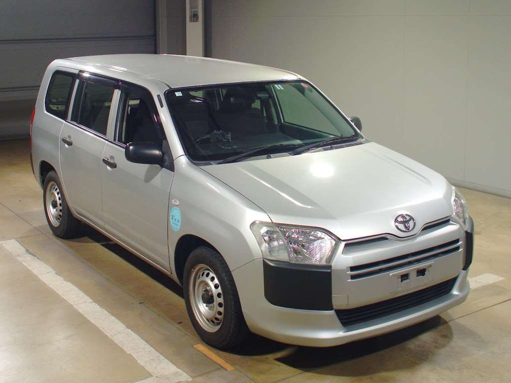 2016 Toyota Probox NSP160V[2]