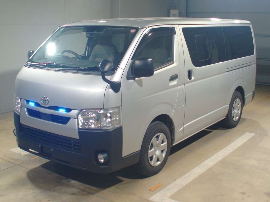 2020 Toyota Hiace Van TRH200V[0]