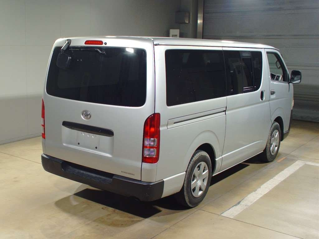 2010 Toyota Hiace Van KDH201V[1]