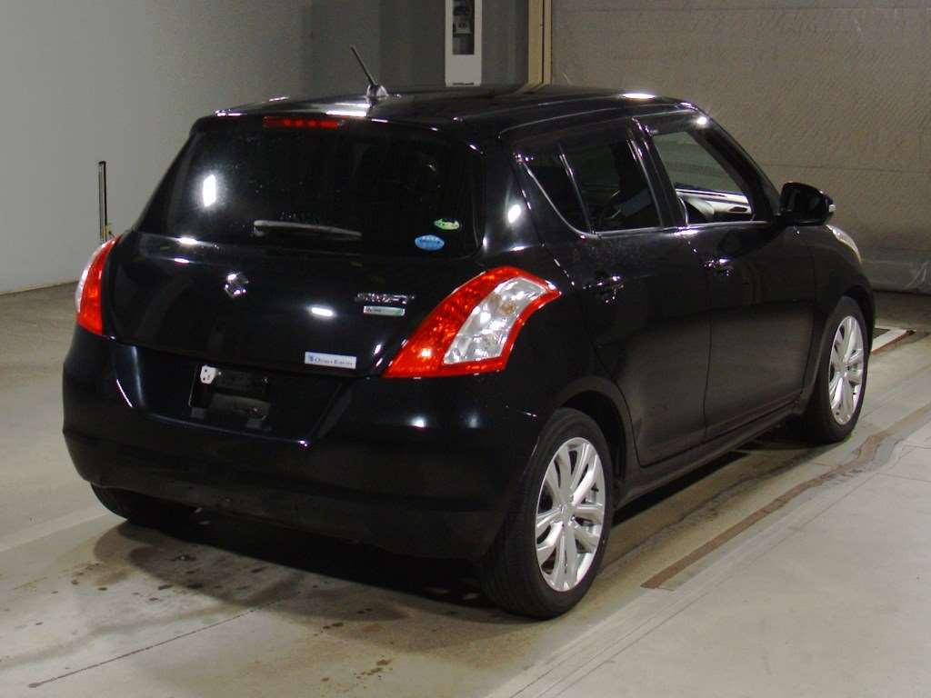 2013 Suzuki Swift ZC72S[1]