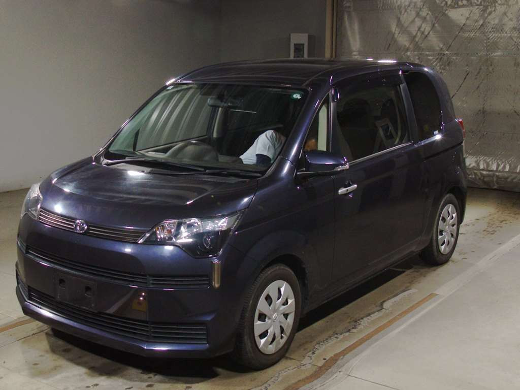 2013 Toyota Spade NCP141[0]