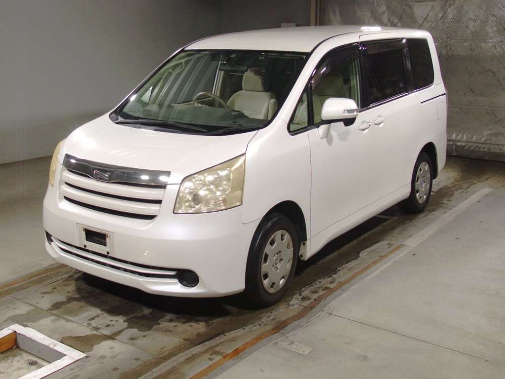 2008 Toyota Noah ZRR70G[0]