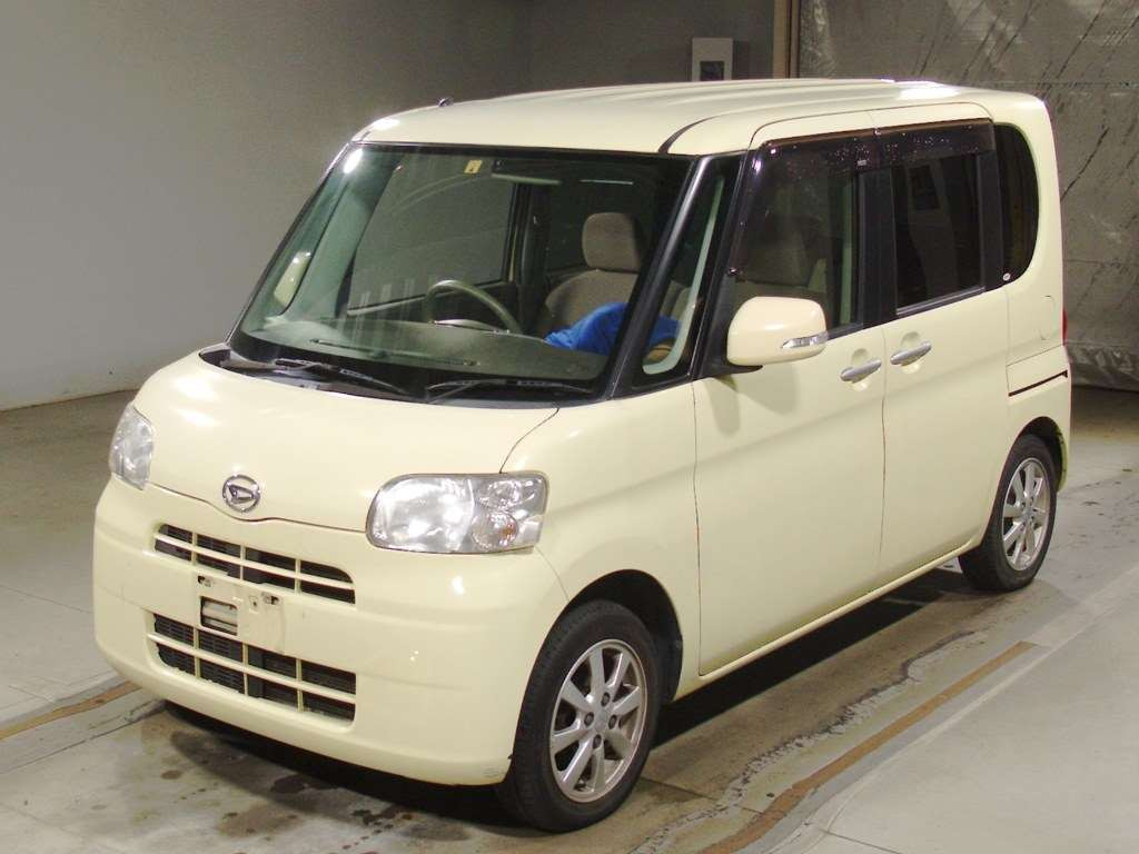 2010 Daihatsu Tanto L375S[0]