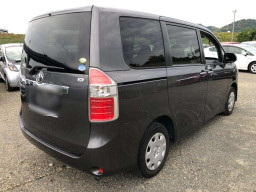 2009 Toyota Noah