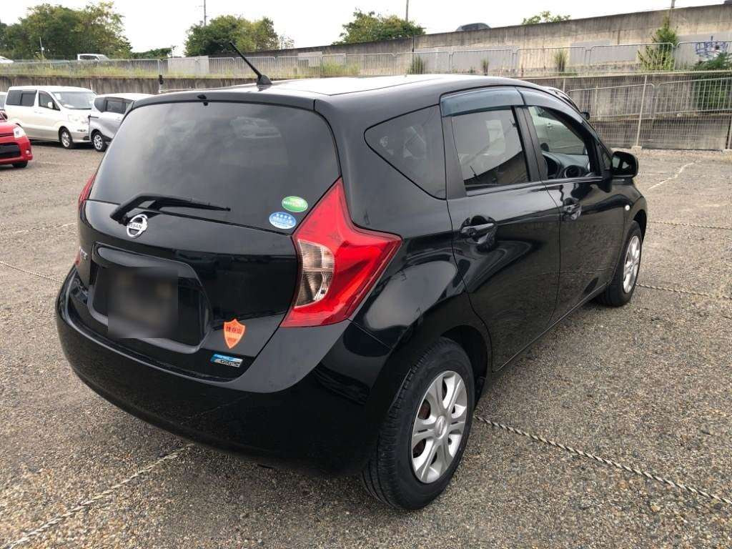 2014 Nissan Note E12[1]