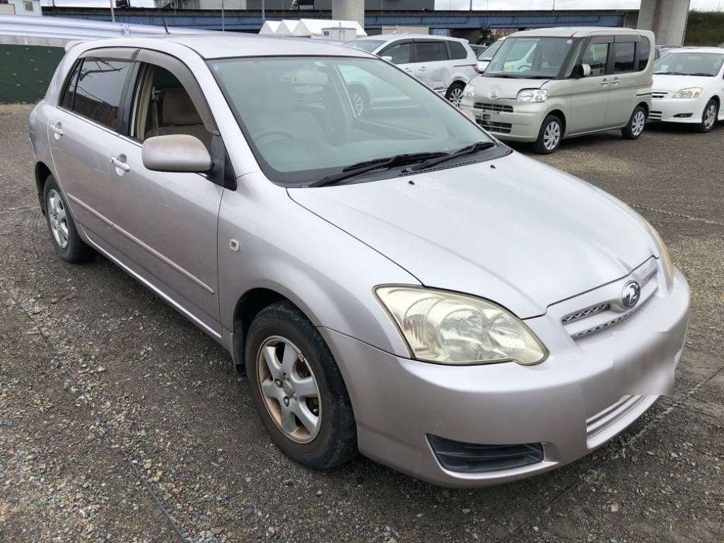 2005 Toyota Allex NZE121[2]