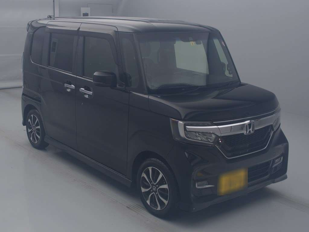 2018 Honda N-BOX CUSTOM JF3[2]