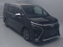 2019 Toyota Voxy