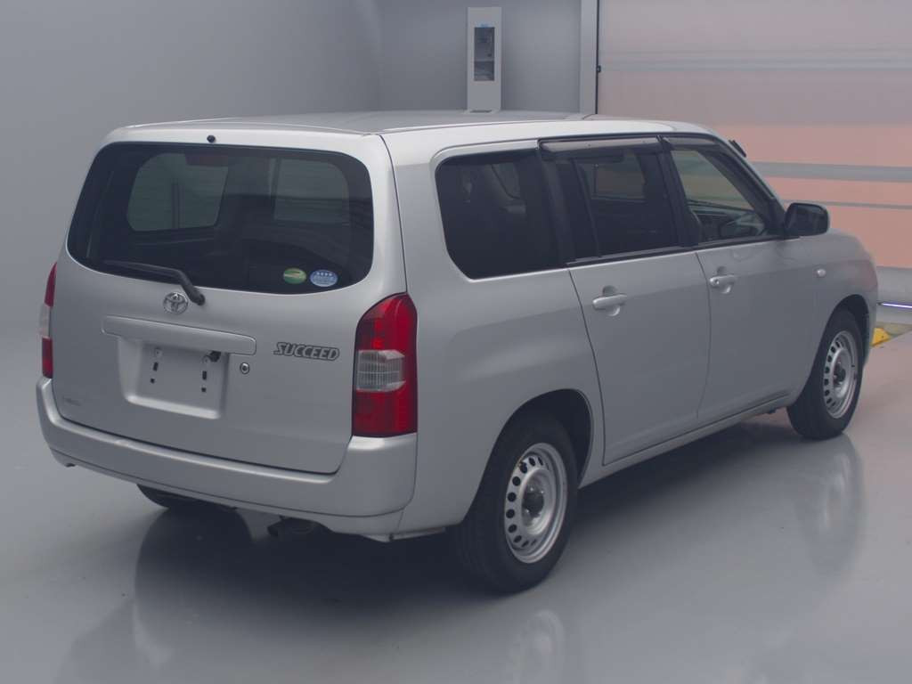 2018 Toyota Succeed NCP160V[1]