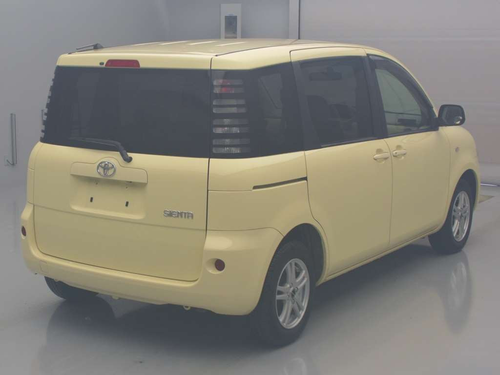 2003 Toyota Sienta NCP81G[1]