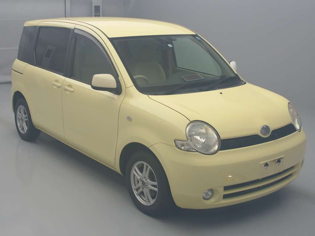 2003 Toyota Sienta NCP81G[2]