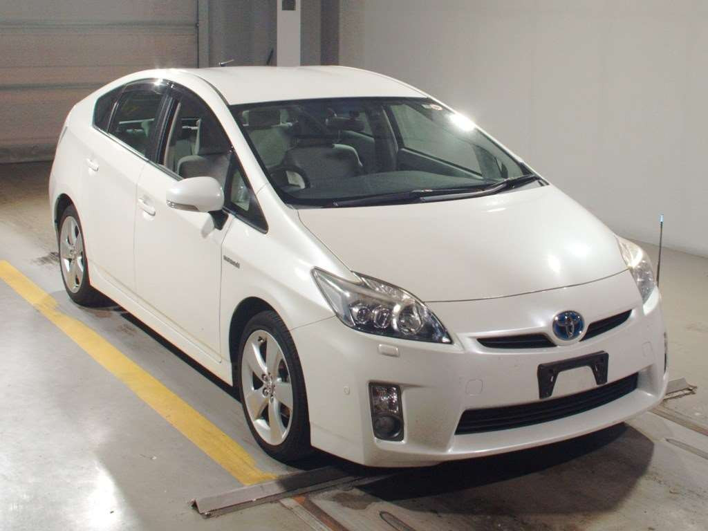 2009 Toyota Prius ZVW30[2]