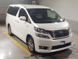 2013 Toyota Vellfire Hybrid