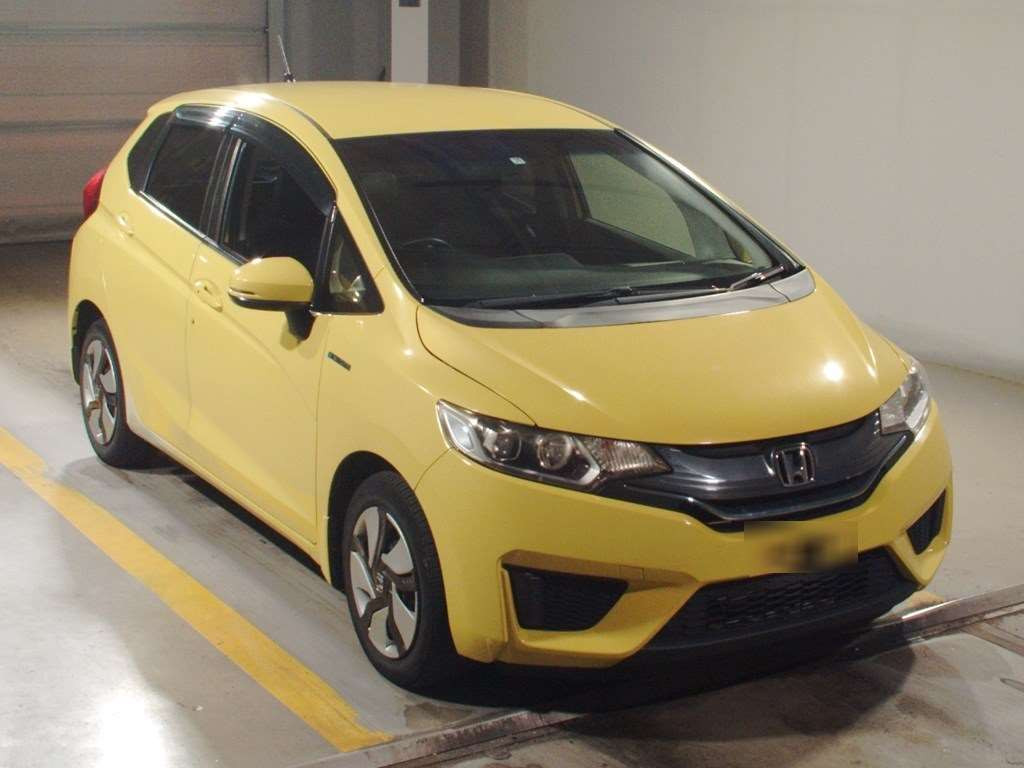 2013 Honda Fit Hybrid GP5[2]