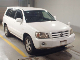 2004 Toyota Kluger L