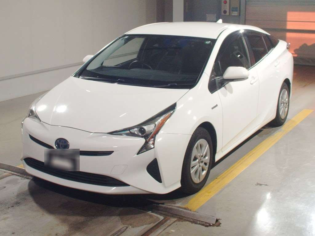 2017 Toyota Prius ZVW51[0]