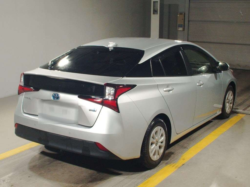 2021 Toyota Prius ZVW51[1]