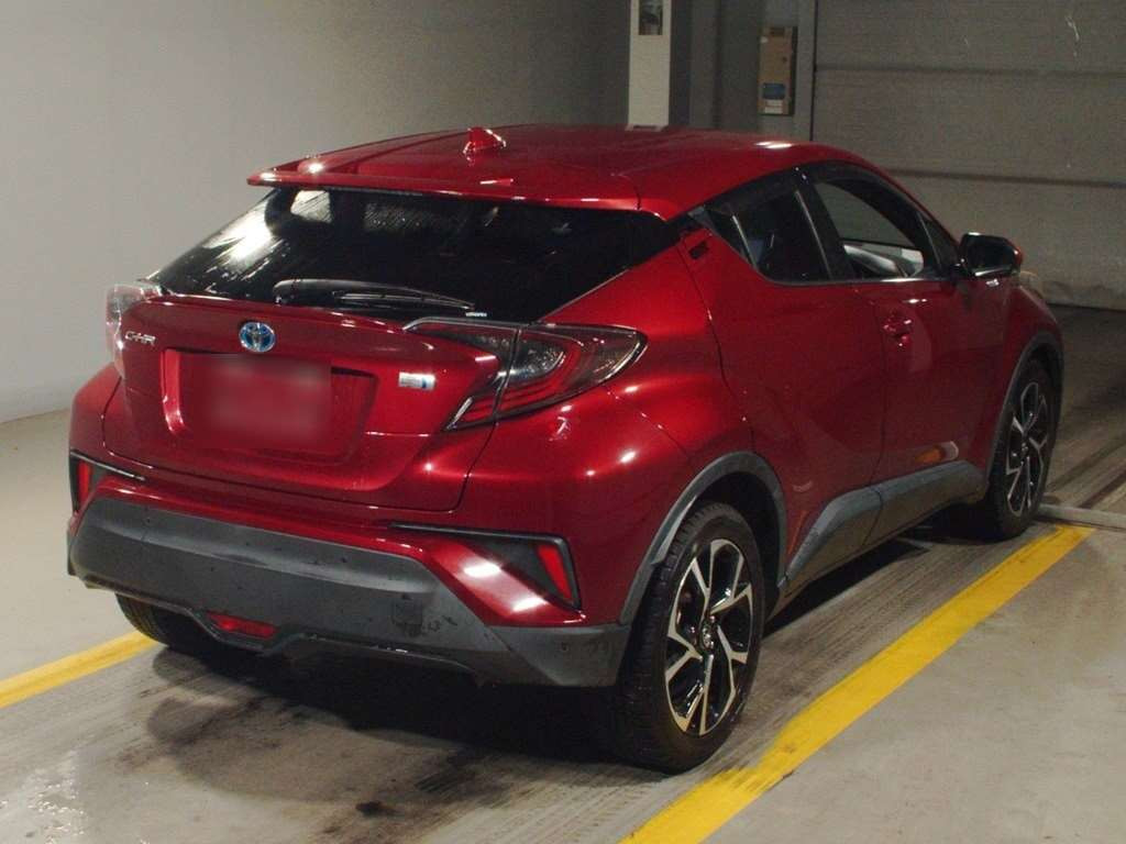 2017 Toyota C-HR ZYX10[1]