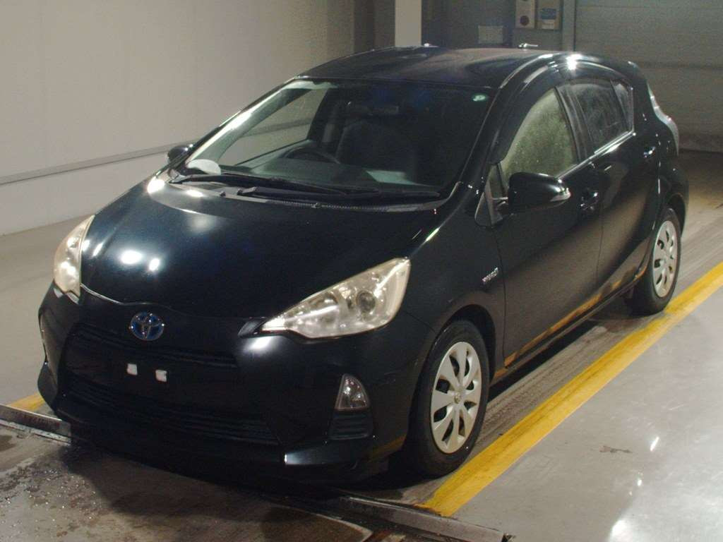 2012 Toyota Aqua NHP10[0]