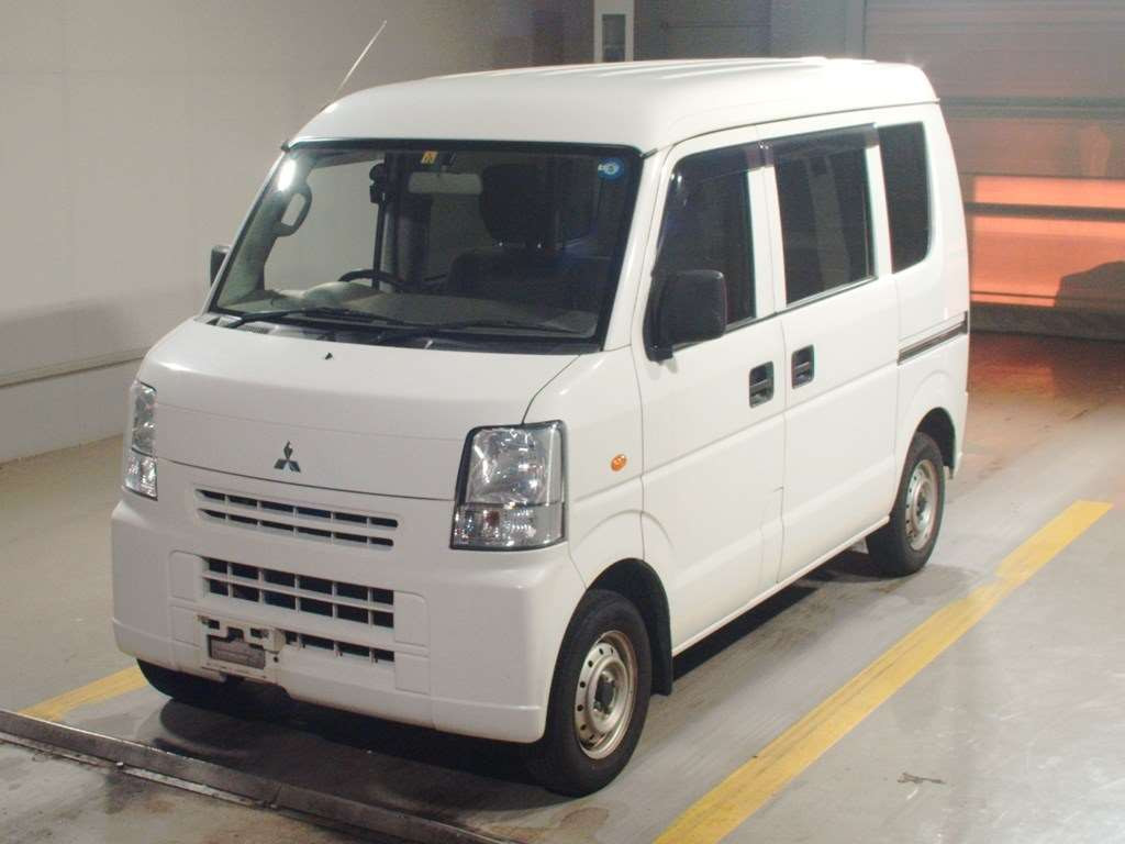 2014 Mitsubishi Minicab Van DS64V[0]