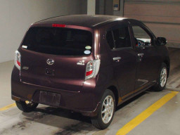 2013 Daihatsu Mira es