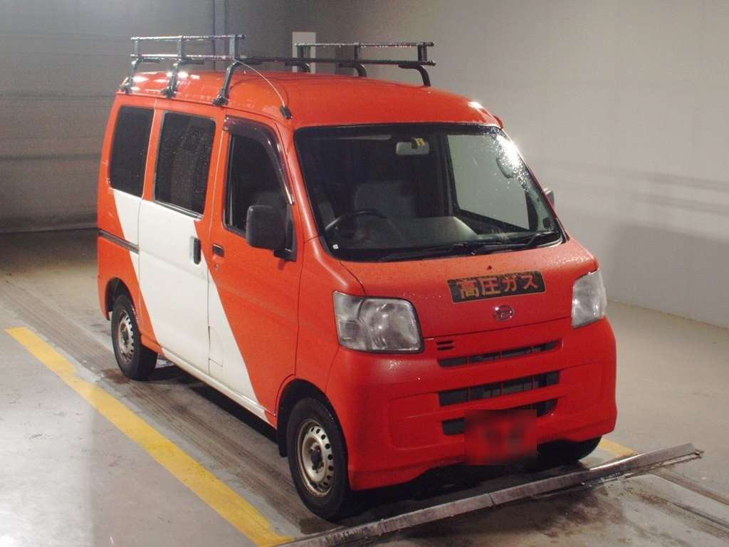 2014 Daihatsu Hijet Cargo S321V[2]