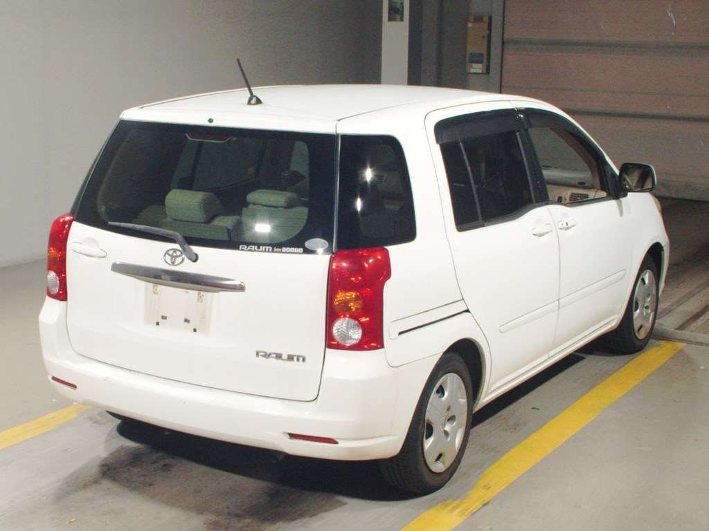 2003 Toyota Raum NCZ20[1]