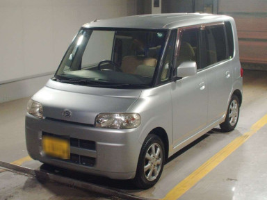 2005 Daihatsu Tanto