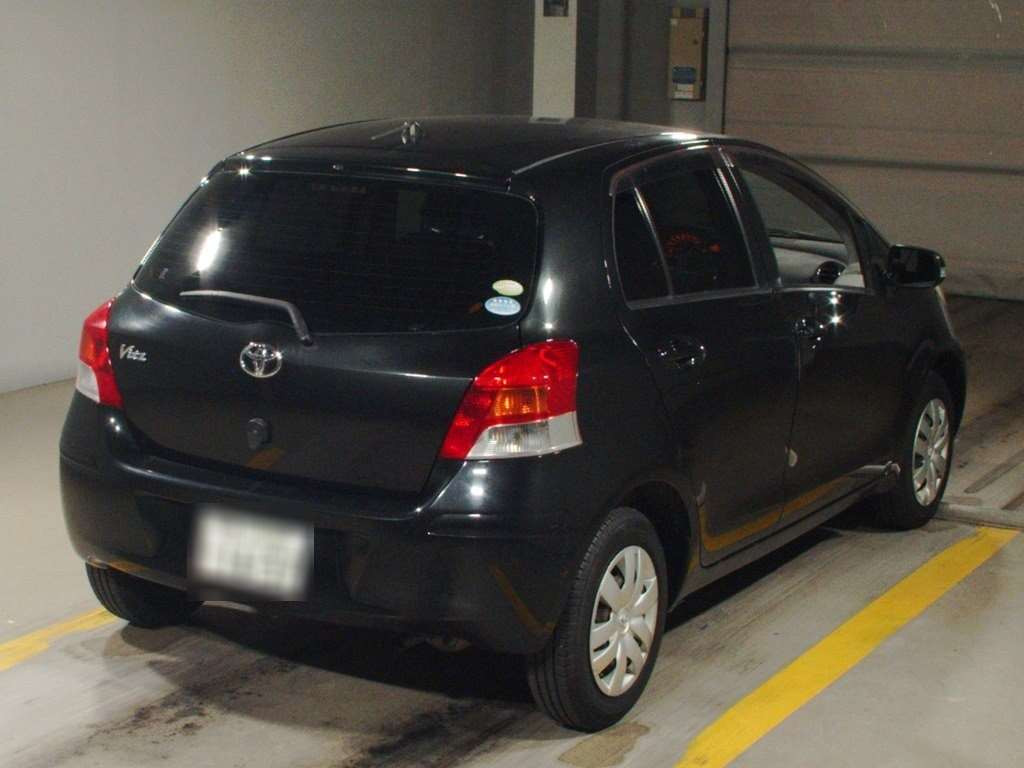 2010 Toyota Vitz KSP90[1]