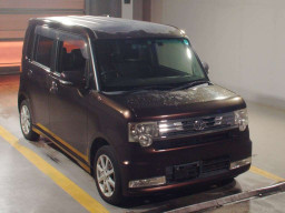 2011 Toyota Pixis Space