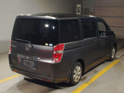 2012 Honda Step WGN