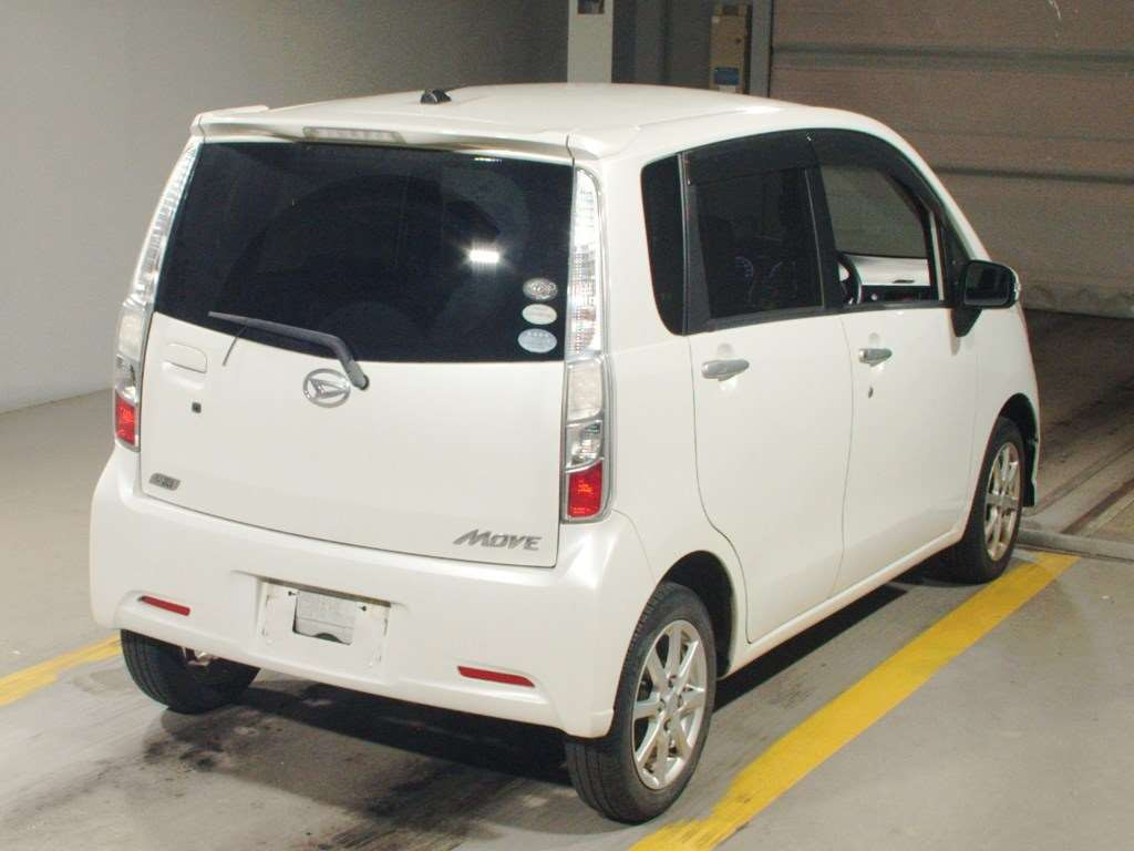 2011 Daihatsu Move LA100S[1]