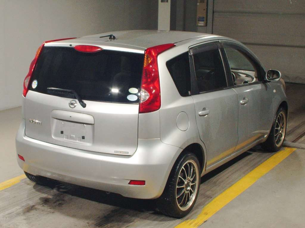 2009 Nissan Note E11[1]