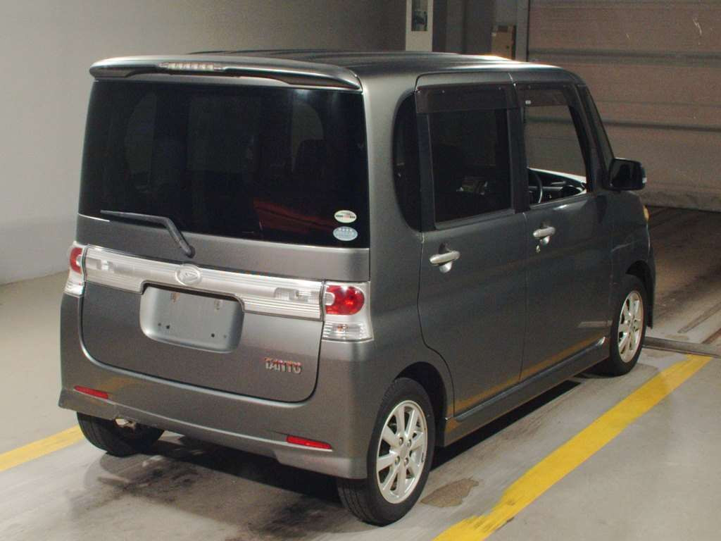 2009 Daihatsu Tanto L375S[1]